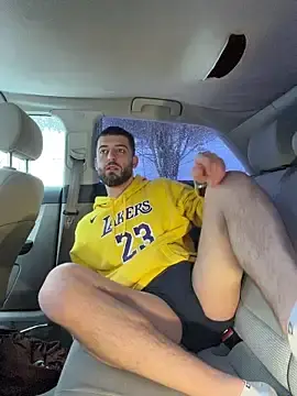 Stripchat Free Porn Cam of Pablo_Hornyguy95