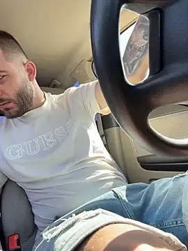 Stripchat Free Live Porn of Pablo_Hornyguy95