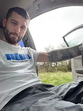 Stripchat Sex Chat of Pablo_Hornyguy95