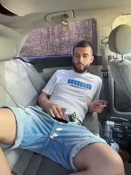 Stripchat Live Sex of Pablo_Hornyguy95