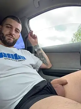 Stripchat Free Live Porn of Pablo_Hornyguy95