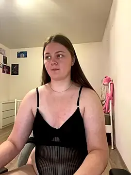 Stripchat Live Sex Cam of Sasha_Kitten