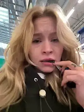Stripchat Adult Webcam of Cum_girlss