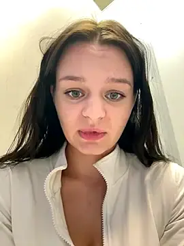 Stripchat Nude Webcam of Cum_girlss