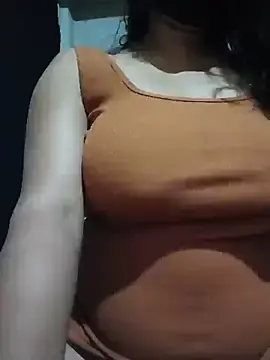 Stripchat Free Porn Cam of IamNaina69