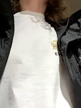 Stripchat Free Live Porn of RinaMood