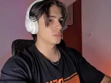 Stripchat Nude Webcam of Giordano_Russo