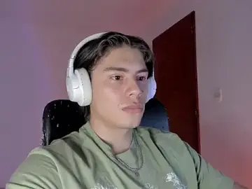 Stripchat Nude Webcam of Giordano_Russo