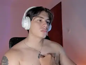 Stripchat Live Sex of Giordano_Russo