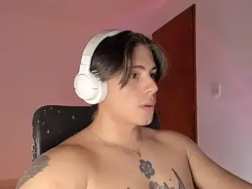 Stripchat Adult Video Chat of Giordano_Russo