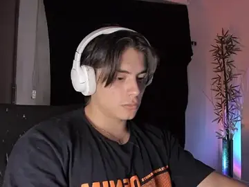 Stripchat Adult Webcams of Giordano_Russo