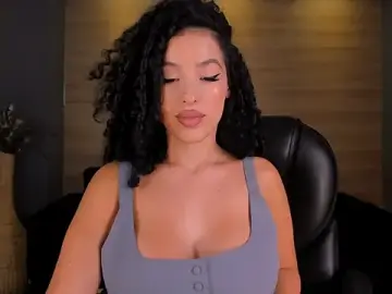 Stripchat Best live sex cam show of RoseFerrera