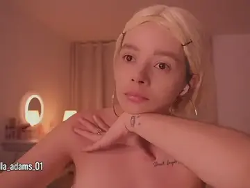 Stripchat Live Sex of bella_adams_