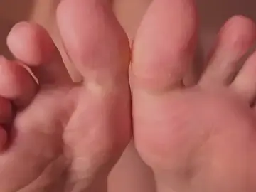 Stripchat Sex Cam of bella_adams_