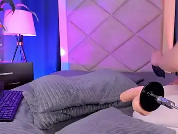 Stripchat Best live sex cam show of Noah__angel