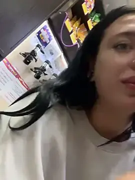 Stripchat Free Porn Cam of AlishaOfThorns