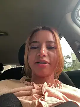 Stripchat Free Porn Cam of belaa_1