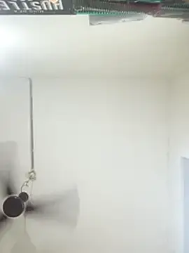 Stripchat Live Sex of wrong_man25