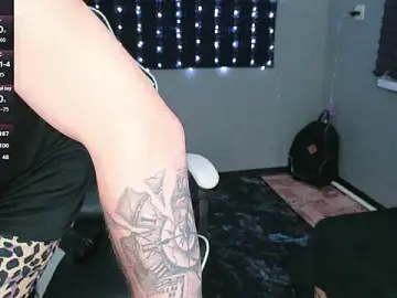 Stripchat Live Sex Cam of -DarkPrincess-