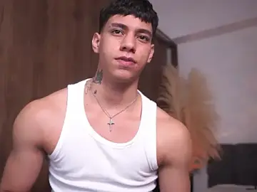 Stripchat Best live sex cam show of Josep_Davies