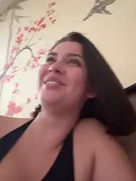 Stripchat Nude Webcam of KikiWatson