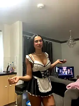 Stripchat Adult Webcam of itsyourgirltee