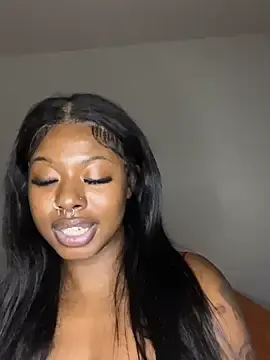 Stripchat Free Live Porn of TinyBlazian901