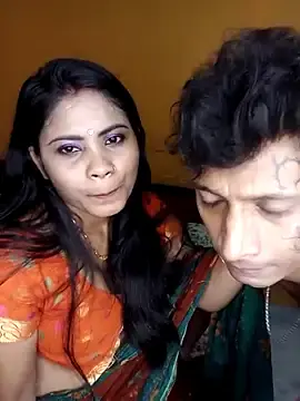 Stripchat Live Sex Cam of RedQQueen
