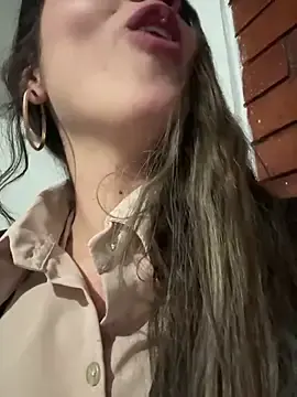 Stripchat Free Porn Cam of annavi_