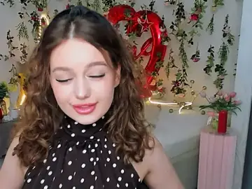 Stripchat Live Sex Cam of MiracleCurly