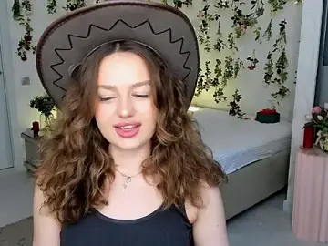 Stripchat Adult Video Chat of MiracleCurly