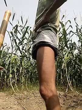 Stripchat Free Live Porn of ThethunderPo