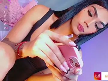 Stripchat Best Webcam of AiishaRose