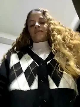 Stripchat Live Porn of alana15