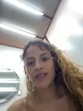 Stripchat Free Live Porn of alana15