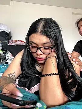 Stripchat Watch Live Sex Cams of alissonfernandez_