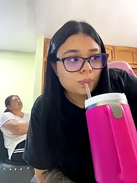 Stripchat Free Live Porn of alissonfernandez_