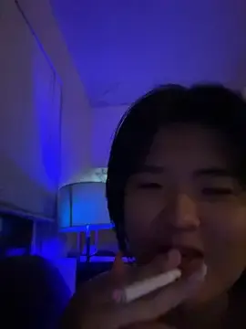 Stripchat Free Porn Cam of forbiddenfruitcake