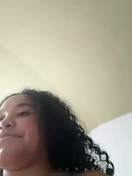 Stripchat Live Sex Cam of Lucy_wilson5