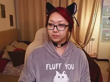 Stripchat Free Porn Cam of Marine_Vact