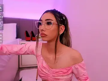 Stripchat Live Sex Cam of JessieePink