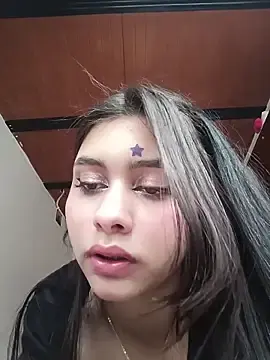 Stripchat Sex Cam of Isaa-bell