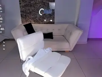 Stripchat Sex Cam of NiaHolland