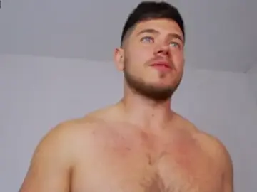 Stripchat Sex Cam of Arilas_