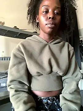 Stripchat Free Live Porn of choclatepeaach