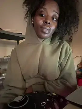 Stripchat Sex Cam of choclatepeaach