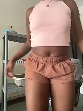 Stripchat Adult Webcam of choclatepeaach