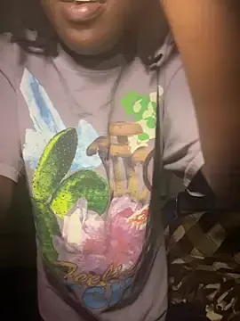 Stripchat Live Sex Cam of choclatepeaach