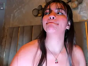 Stripchat Live Sex Cam of KimDevinne