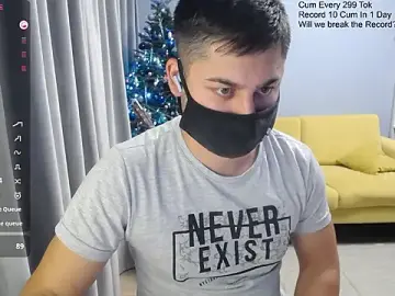 Stripchat Free Porn Cam of Tomguys